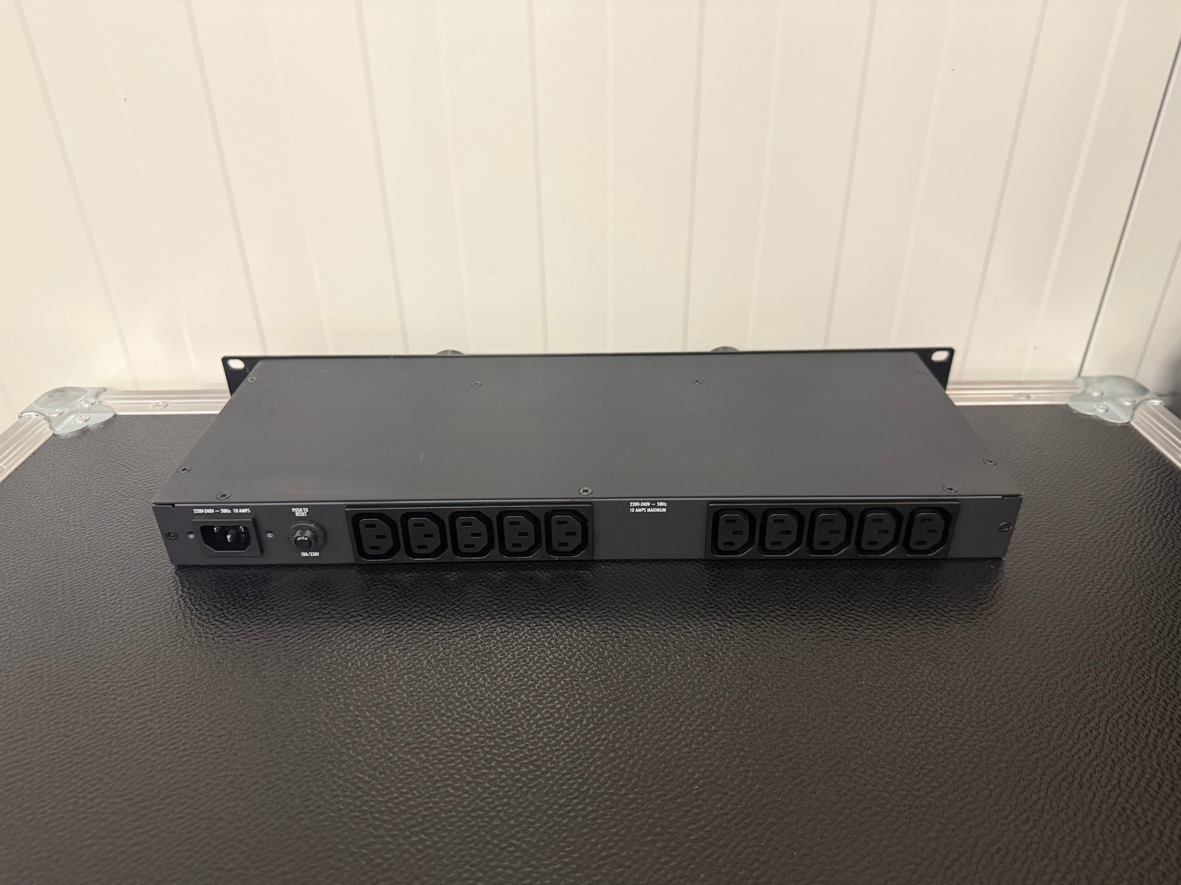 FURMAN M-10Lx E POWER CONDITIONER