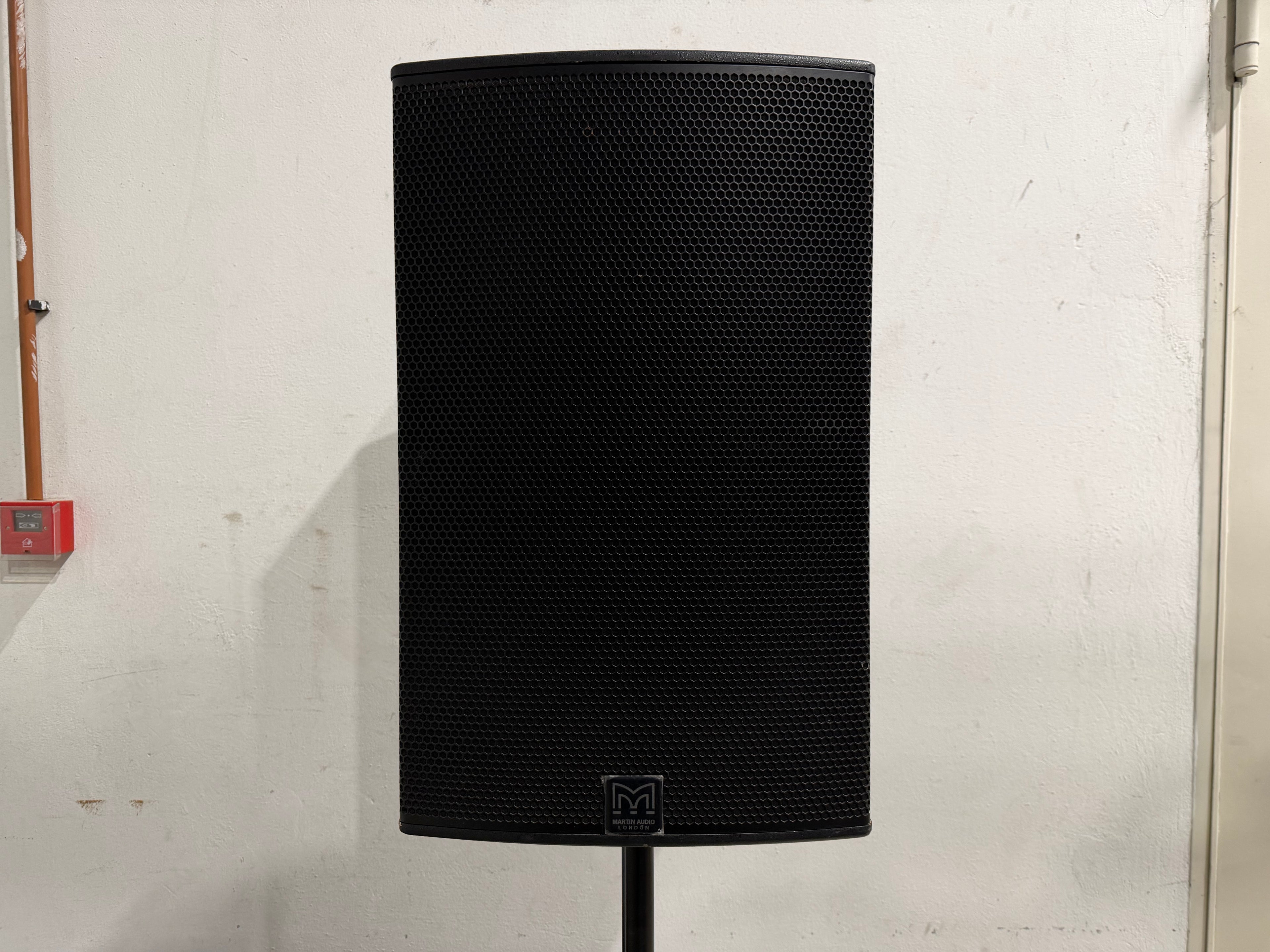 MARTIN AUDIO BLACKLINEX 15A Active Loudspeaker