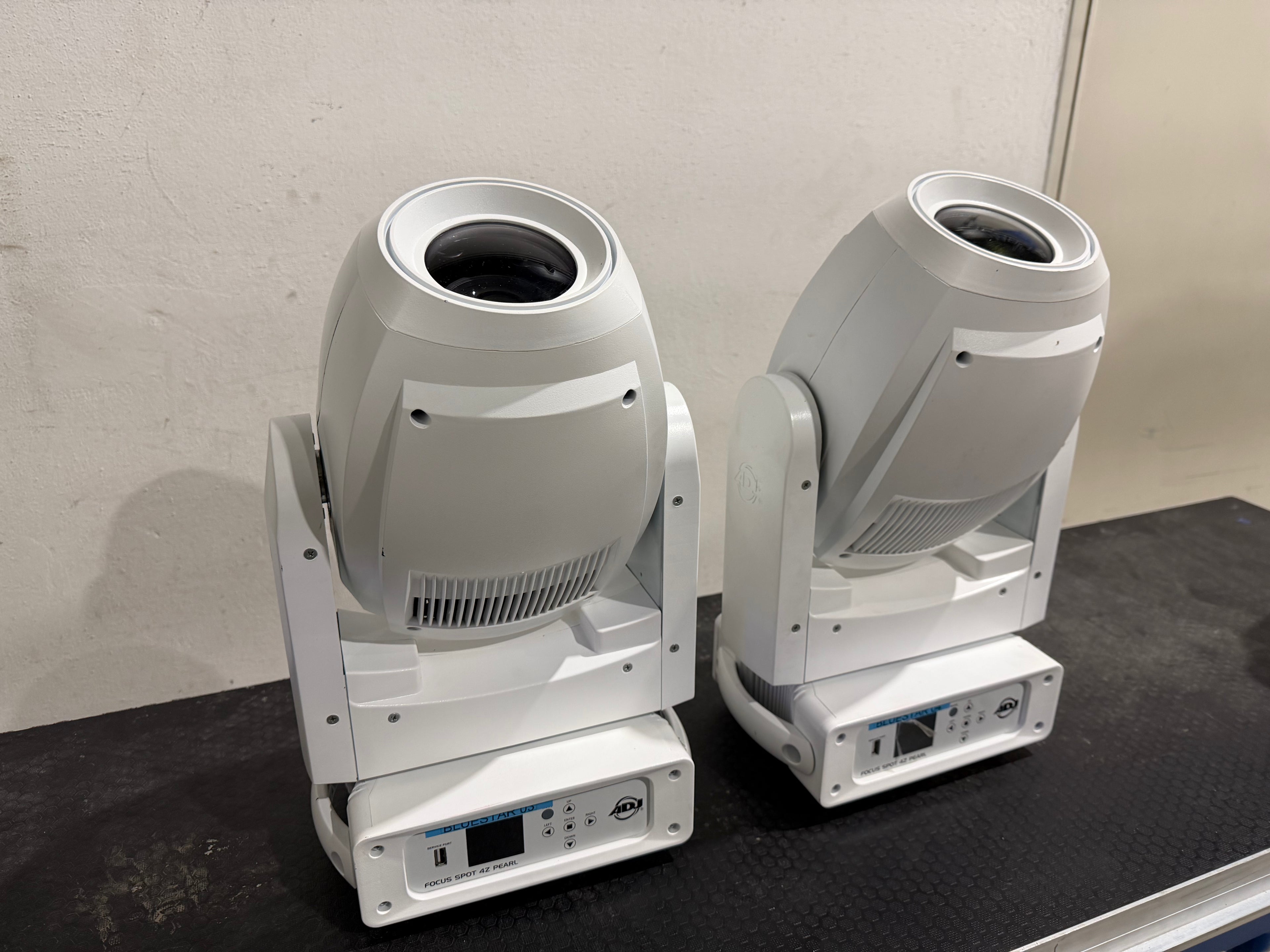 ADJ FOCUS SPOT 4Z WHITE 2 pc SET