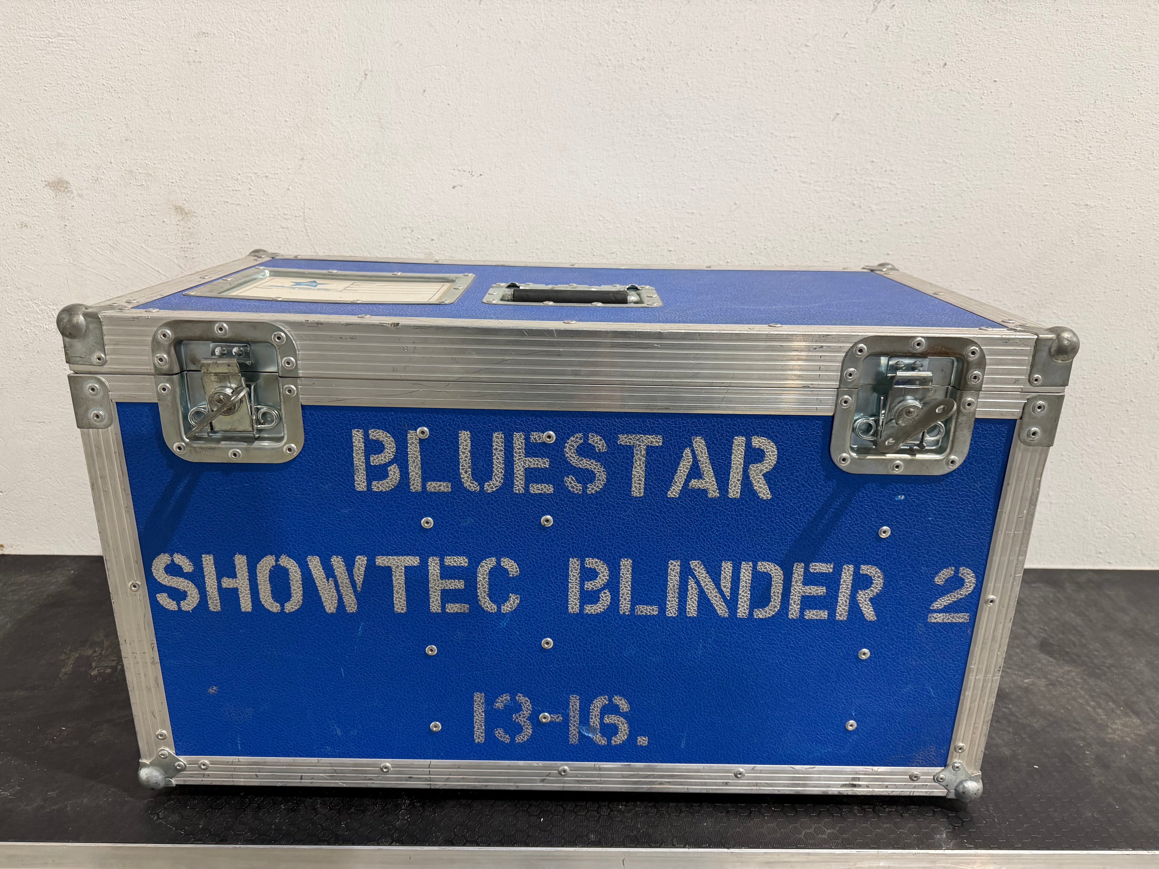 SHOWTEC STAGE BLINDER 2 DMX 4 pc SET