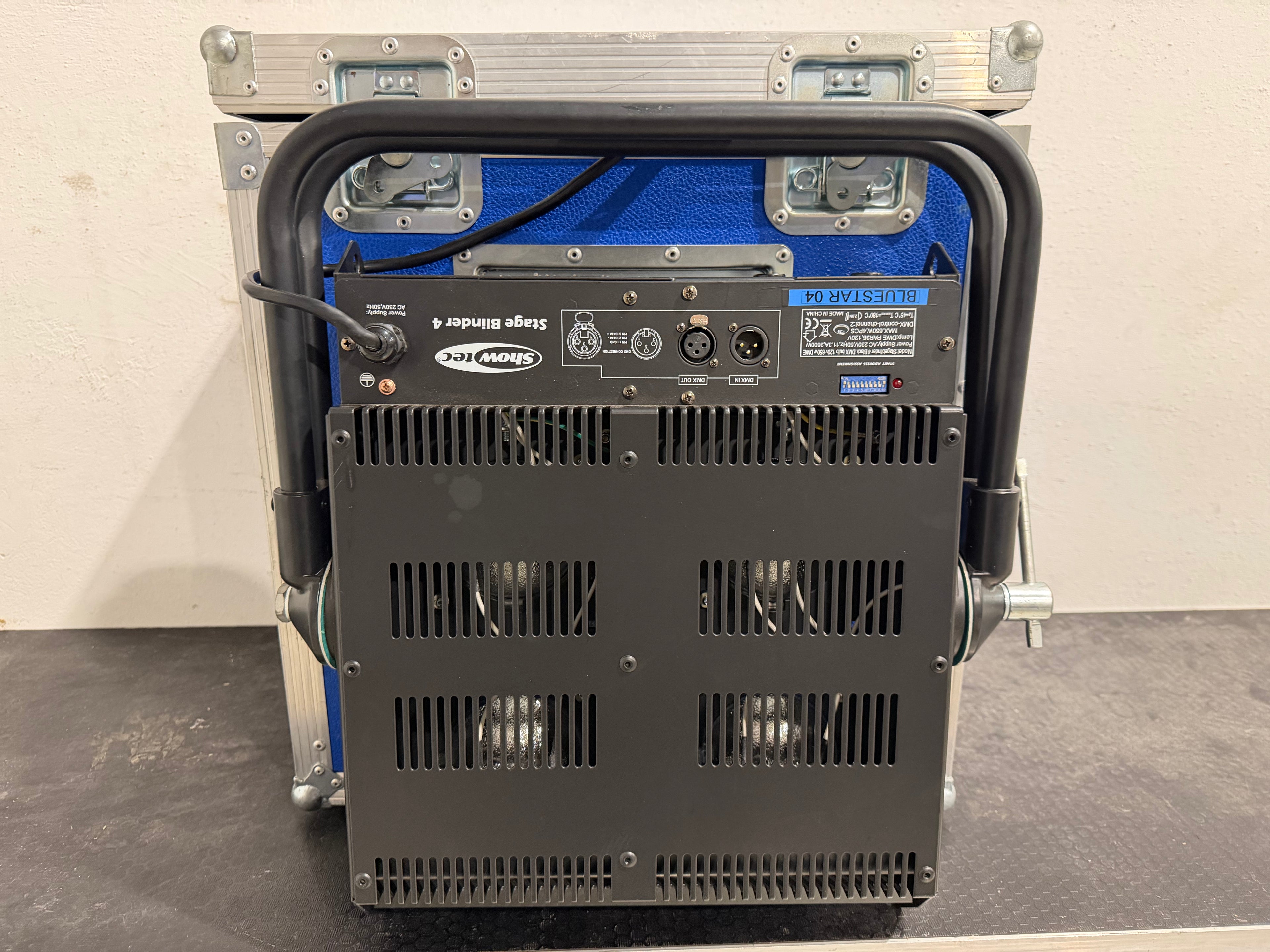 SHOWTEC STAGE BLINDER 4 DMX 2 pc SET